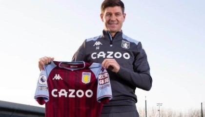 开云体育下载官网-杰拉德加入维拉首次训练：期待带队在安菲尔德取胜